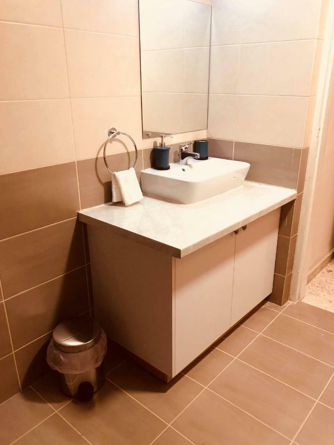 Karavella Vintage Apartment Paphos Bagian luar foto