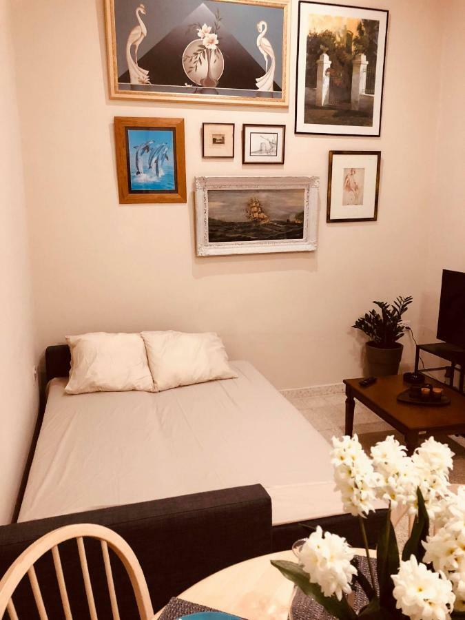 Karavella Vintage Apartment Paphos Bagian luar foto